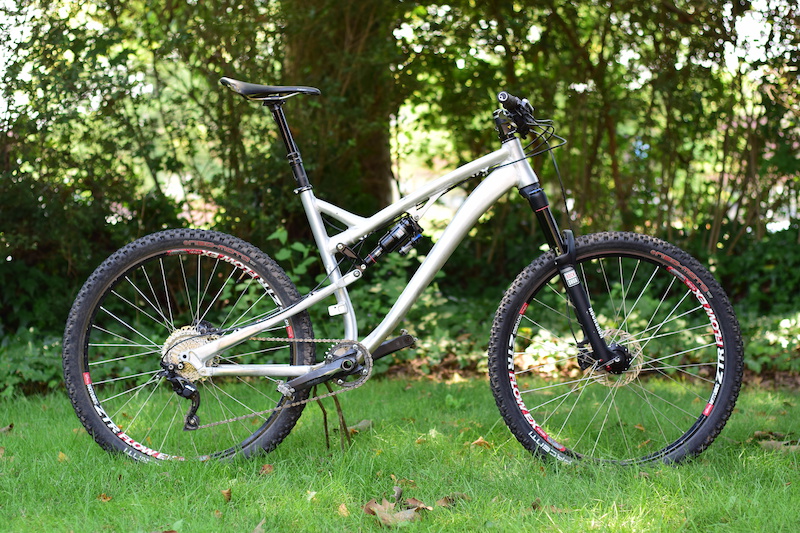 The Switchback Unveil7 Prototype features a 150mm rear, with the ability to accept up to a 160mm front fork.