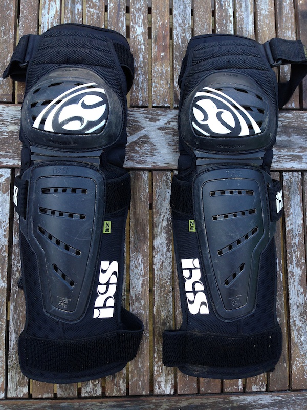 2014 IXS Cleaver Knee and shin guard pads For Sale