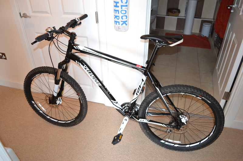 specialized rockhopper 17 inch frame