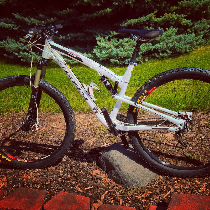 2012 rocky mountain element 950