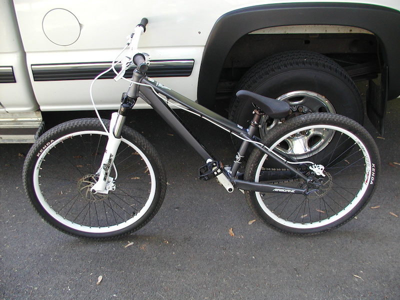 airborne dirt jumper