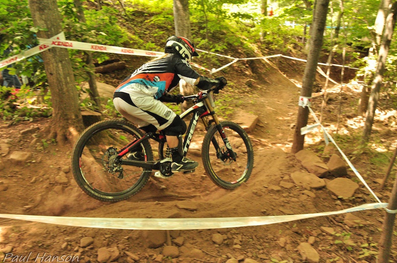 Pro DH rider Mary Elges