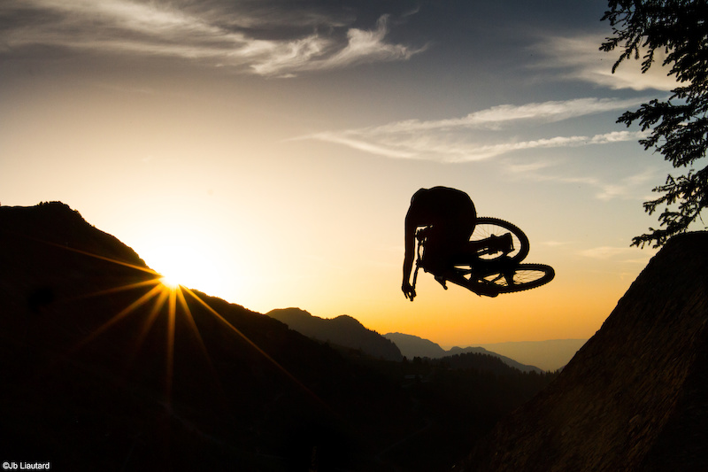 Last sunset on the Face during the bike fest' in Chatel.