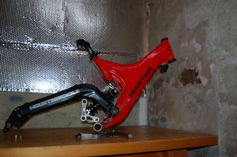 2008 Mountain cycle shockwave frame