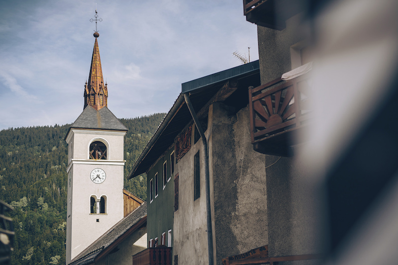 Madison Saracen World Cup Meribel The Last Stand - Article Live on Pinkbike now - Photo Laurence CE