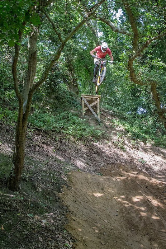 first hit on the new ladder drop. it was so sweet. thanks to Charlie for the photo and thanks to Si and Ballsy for helping get it ready to ride.