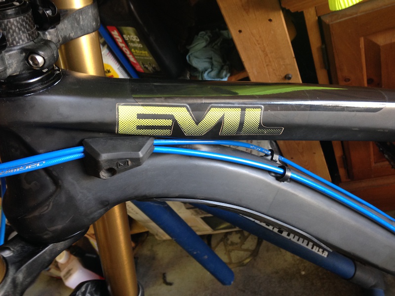0 Evil Undead frame with RC4 includes headset