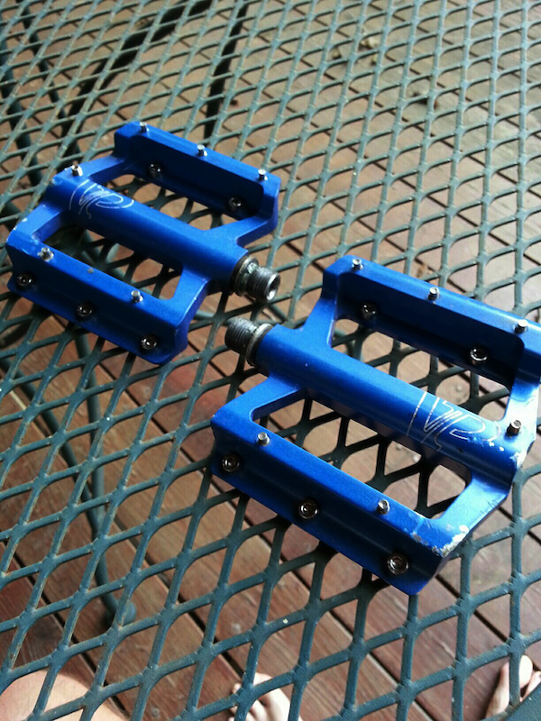 2013 VP Components VP-69 Pedals BLUE!