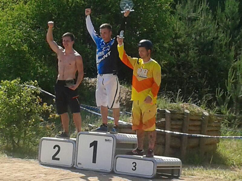 2nd place for Theo at the Treuenbrietzener Freeride/Enduro Race in the Men's categorie.