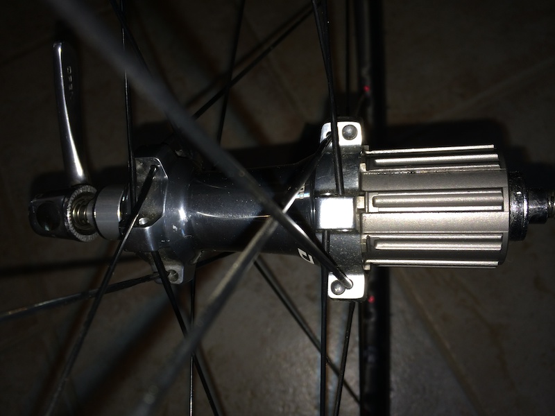 2010 Dura Ace 1380 Carbon Wheelset 10sp (wh-7850-c24) For Sale