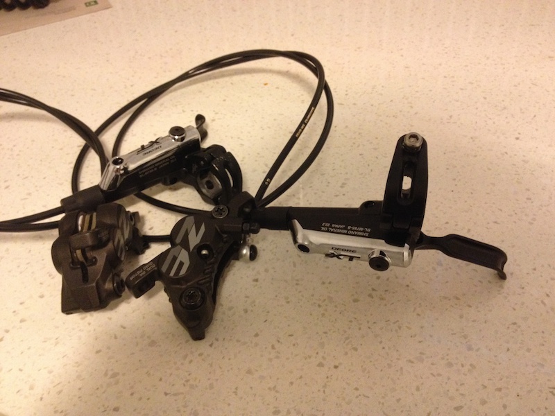 2014 BRAND NEW Shimano zee calipers on xt levers For Sale