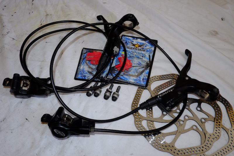 0 Avid Juicy 3 Disc Brakes set with rotors and spare pads