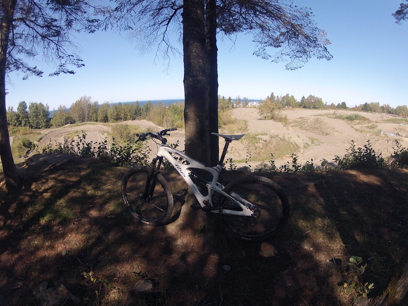 A 30km test-ride for the Ibis Mojo SL I just buitl and try to tame