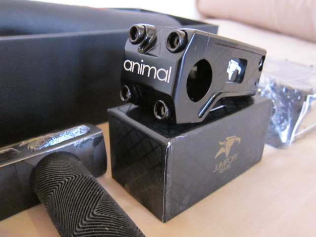 2014 Animal Remix stem / Grips / Pedals / Seat Brand New from US
