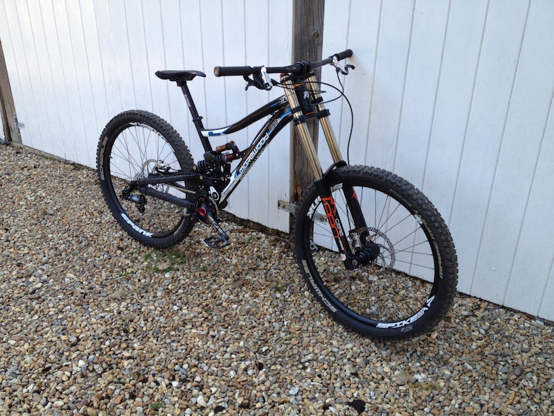 2014 New Morewood Makulu - 650b / 27.5

For Sale, get in contact!