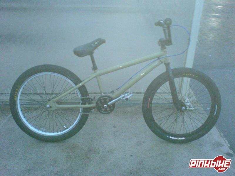 mongoose level 24 For Sale