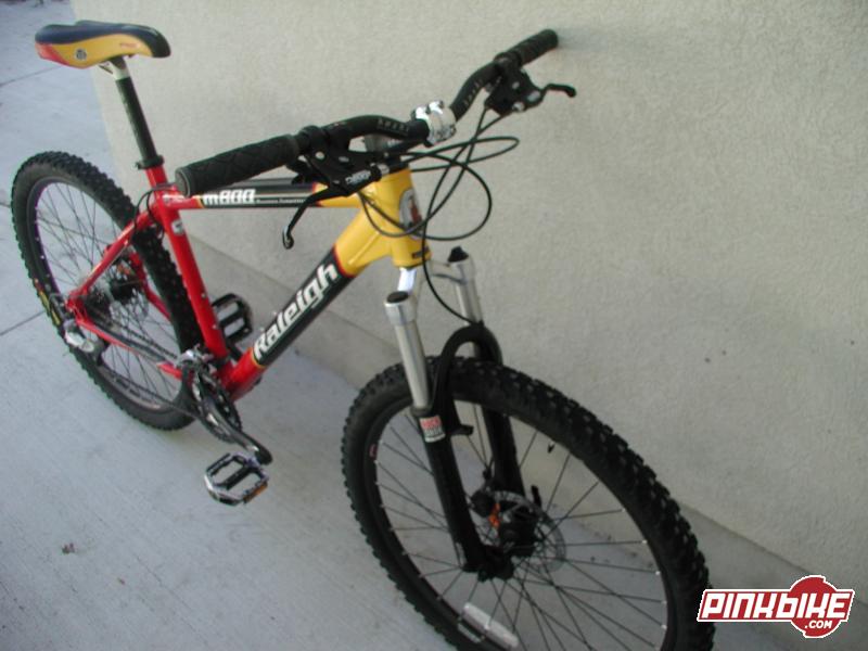 raleigh m800 mountain bike