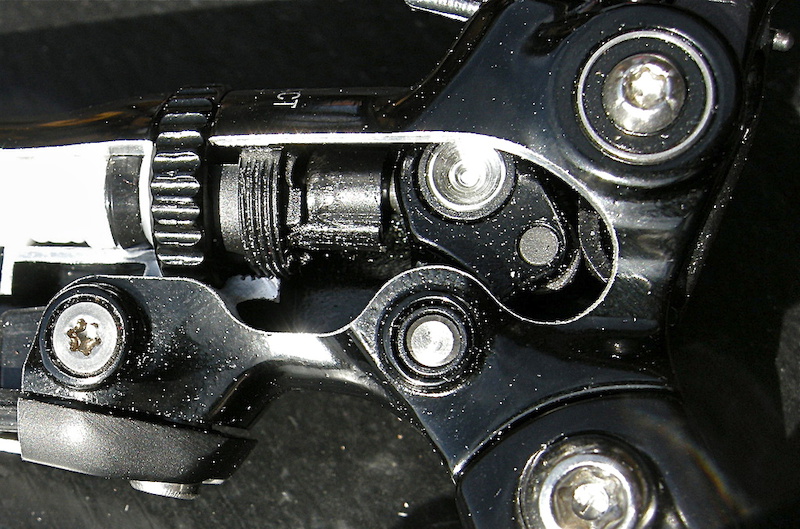 changing sram guide brake pads