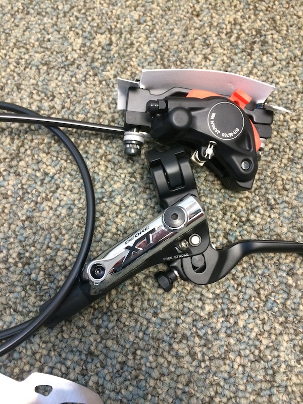 2014 Shimano XT brakes front and rear w/ICE rotors