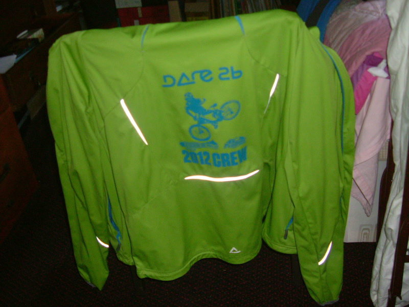 2014 Dare 2 B soft shell jacket