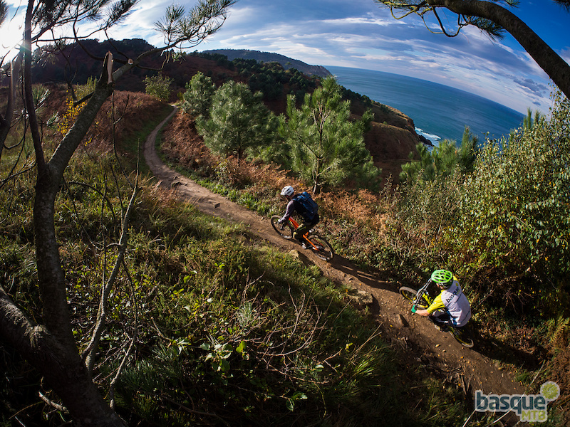Following Ed along the coastal singletrack. It couldn t really be more perfect. offseasonadventure