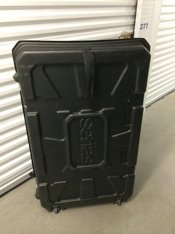 serfas bike case