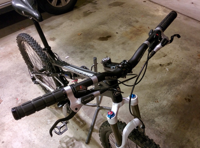 2006 K2 Apache 6.0 Full Suspension MTB Medium Fox Fork, XT Brakes