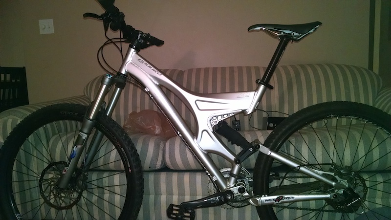 2005 specialized enduro comp