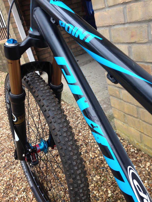 2013 Pivot Point jump bike, high spec &amp; with lots of extras R