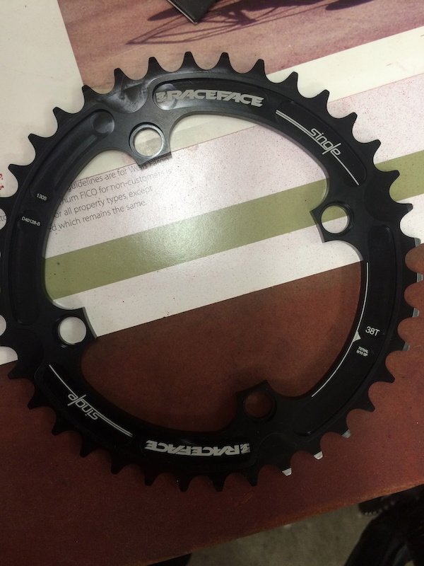 2014 Raceface 38t chain ring brand new