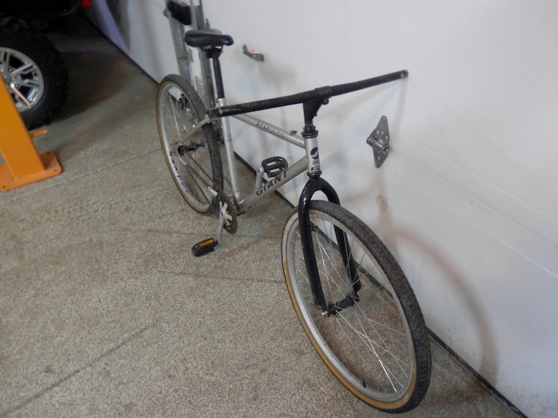 giant acapulco bike price