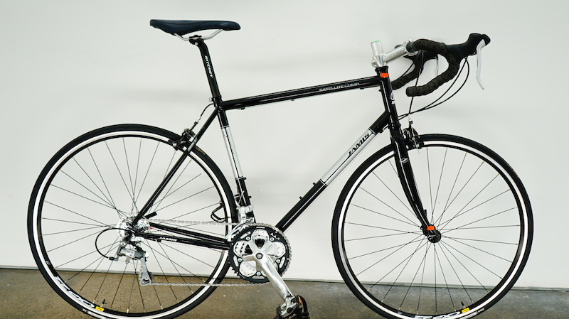 2015 Jamis Quest Spo - Bicycle Details - BicycleBlueBook.com