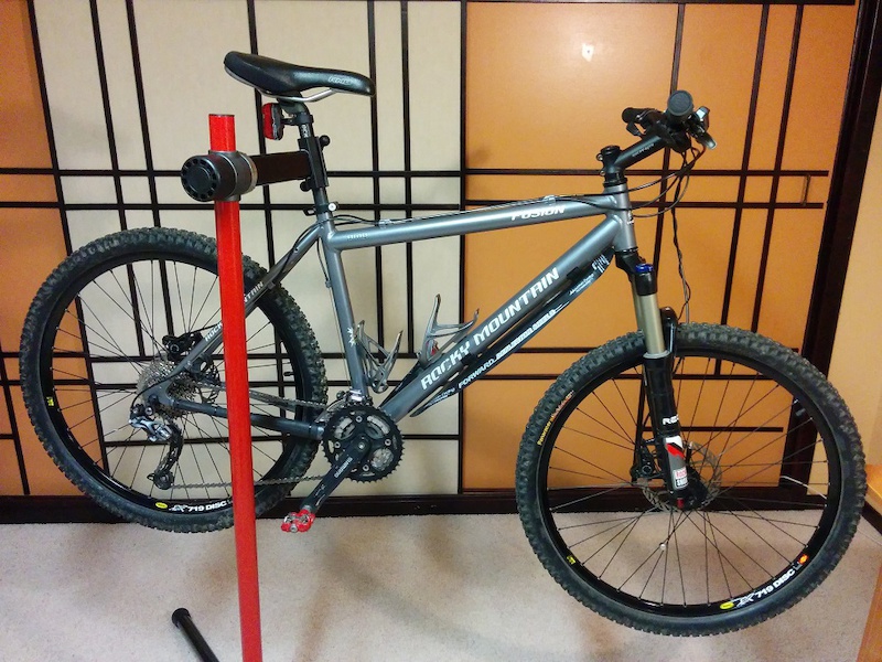 2005 Rocky Mountain HT with tons of upgrades & new wheels For Sale