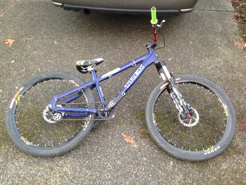trek dirt jumper frame