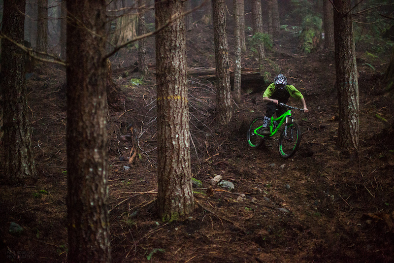 Secret trails are the best trails... Especially when they in da FOG! photo: www.phodgson.com