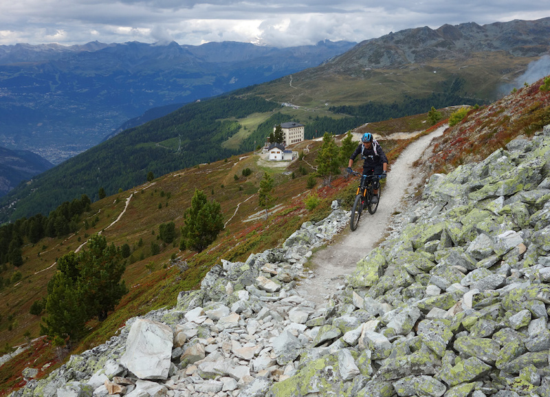 Planetenweg with the Hotel Weisshorn in the background