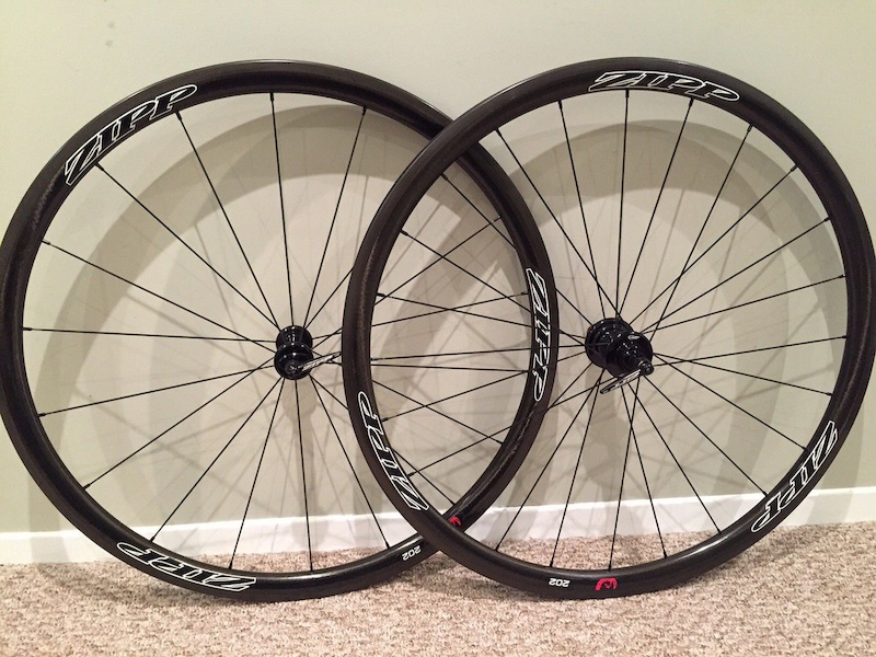 zipp 202 firecrest carbon