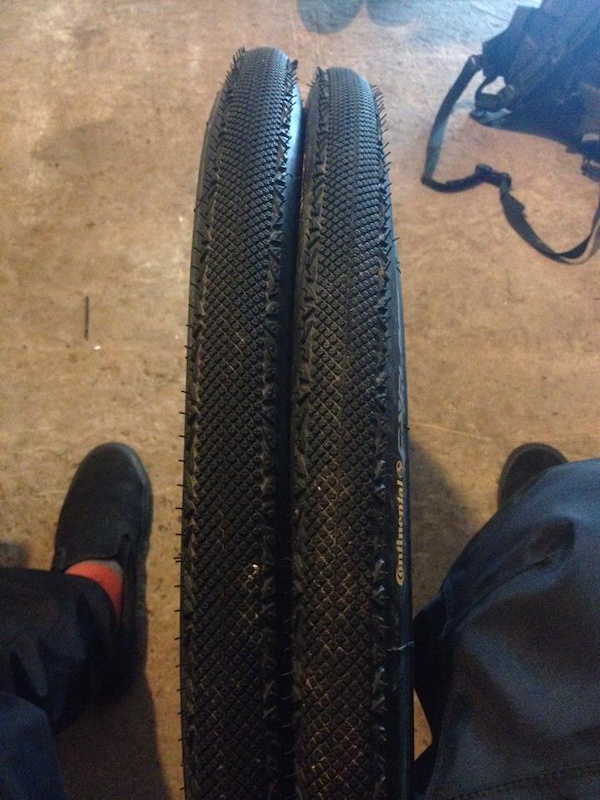 2015 Continental CX Tyres 700x35mm