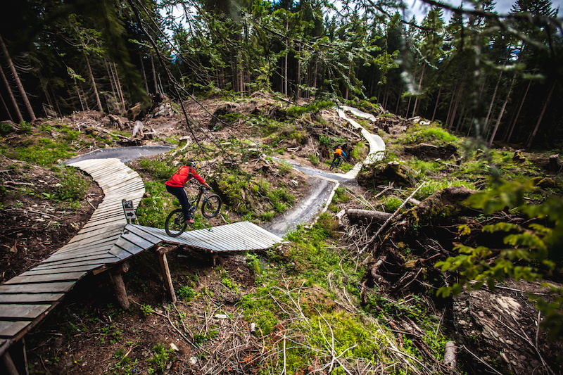 Video: Partly Cloudy Tour Episode Two - Riding in Flims - Pinkbike