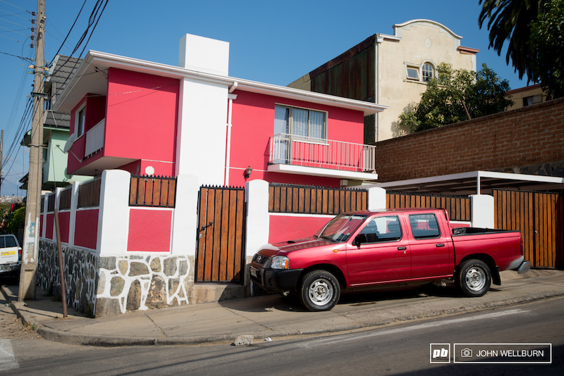 Here in Valparaiso people are super into their colours.  This guy really likes fuchsia!.