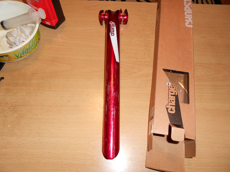 2014 Charge chopstick seatpost,Anodized red.