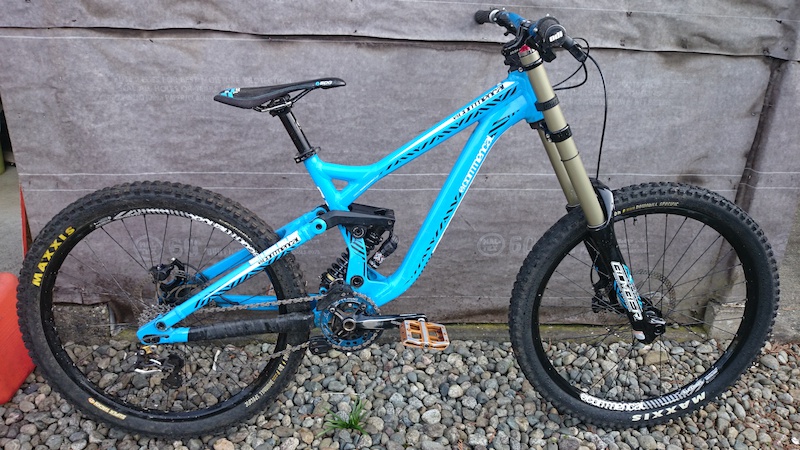 commencal supreme v3 2012