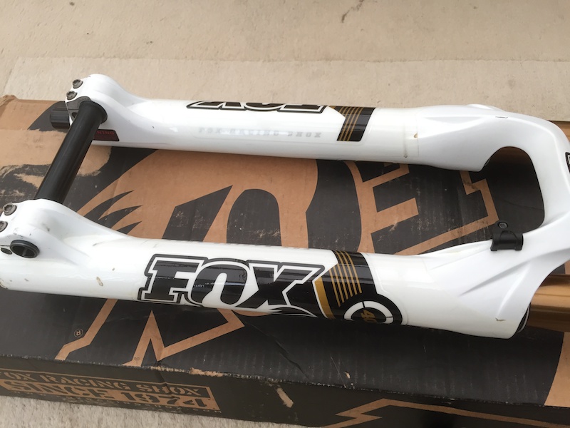 2011 Great condition Fox 40 Kashima RC2 FIT + Extras