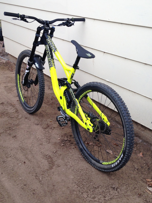 2015 Commencal Supreme DH V3 650b For Sale