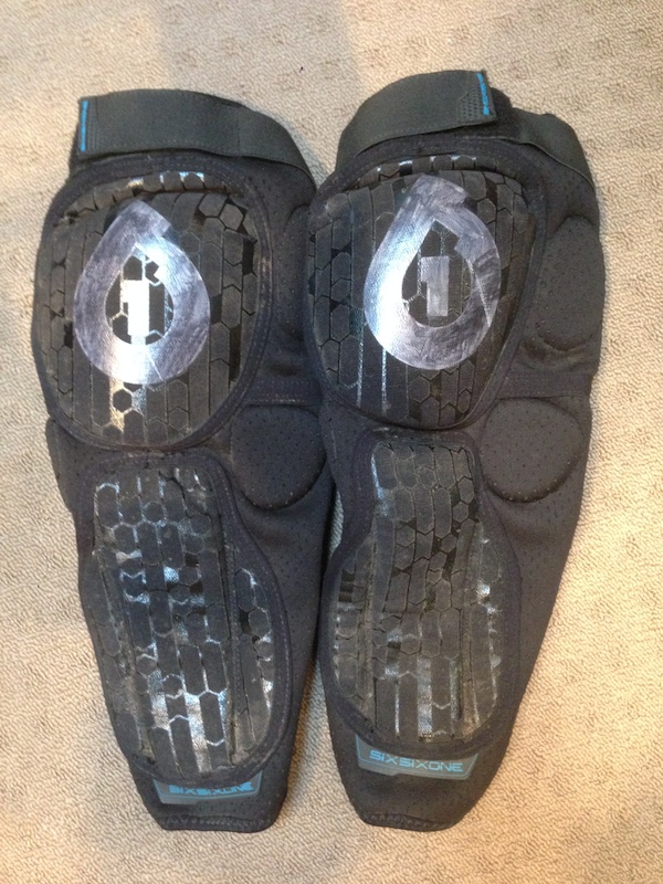 2013 Sixsixone Knee and Shin pads, large For Sale