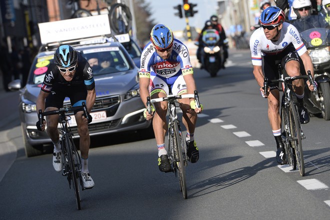 When Geraint Thomas attacked, Sagan and Stybar hesitated, opening the door for his solo move. Photo: Tim De Waele | TDWsport.com
Read more at http://velonews.competitor.com/2015/03/news/road/gallery-2015-e3-harelbeke_364675#Z3RqaUjOM83dm0Hr.99