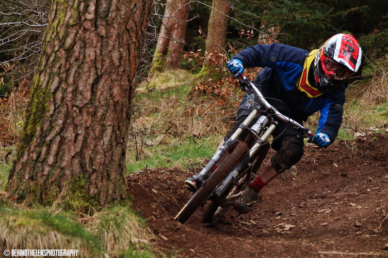 Shoot with Knolly rider Dan Smith and Delicious Race Wear sponsored rider Chris Wheelhouse