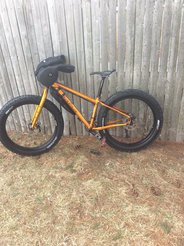 2014-salsa-mukluk-2-fatbike-size-s-with-studded-tires-and-mitts-for-sale