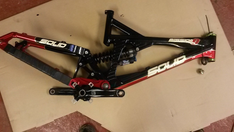 2009 Solid Mission 9 Frame with Fox DHX5 Shock and FSA Crank
