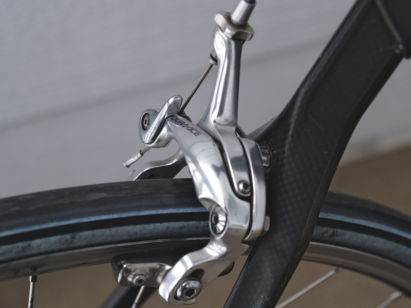 A look at the rear carbon stay and Dura Ace rear caliper, hence the naming, "Ignis C", The newly developed Comfort Optimised Modular Fibre (COMF) carbon seat stays, Boreas Ignis Carbon offers extreme stiffness and excellent comfort.